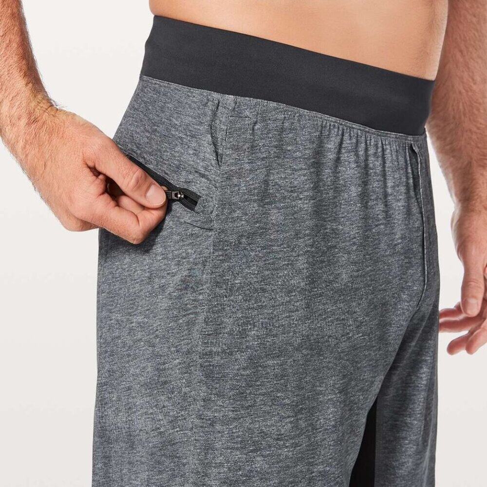 Lululemon T.H.E. Short Linerless 11" Heathered Texture Printed Greyt Deep Coal L
